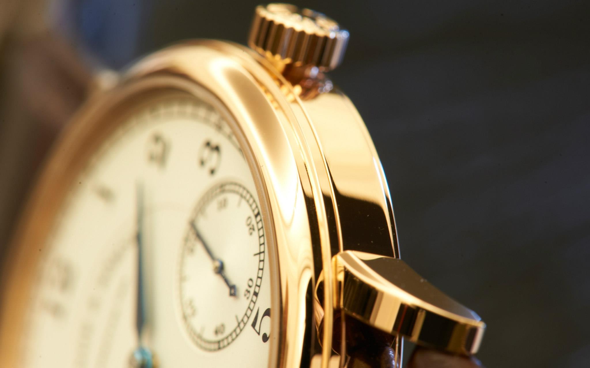 a lange söhne 1815 updown yellow gold 39mm case 234.021 case structure