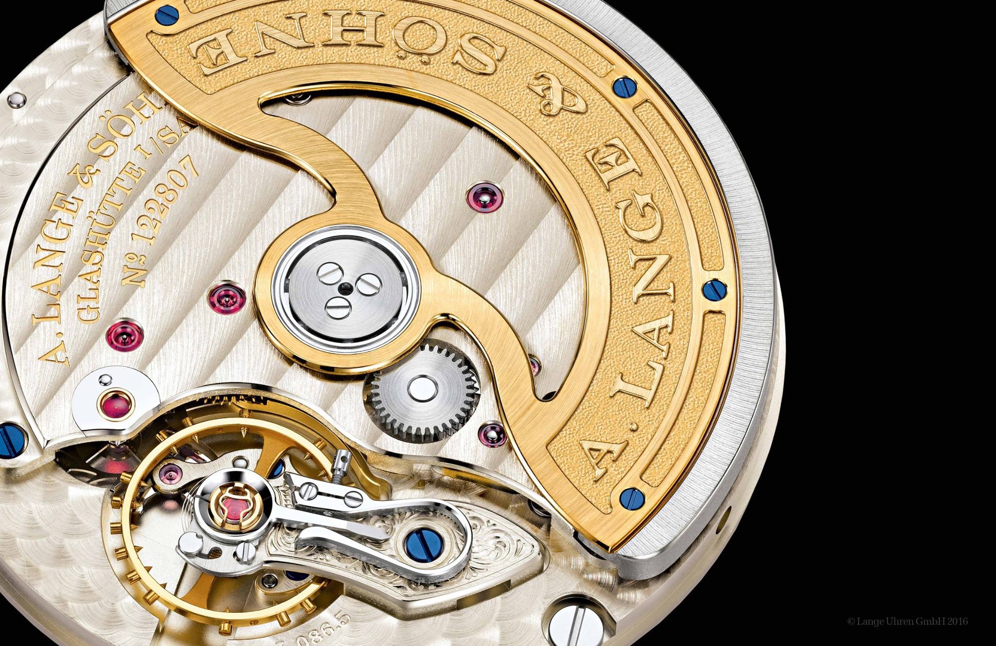 A Lange Söhne Saxonia Automatic caliber L086.5 gold plated rotor