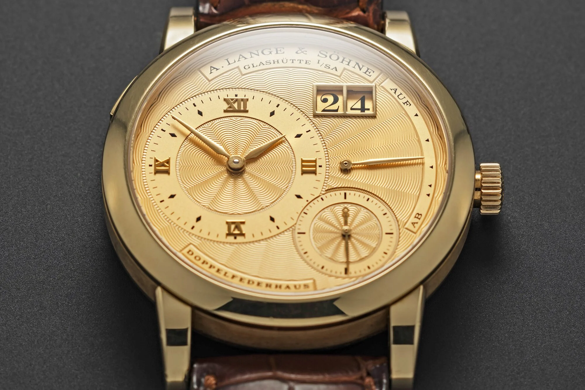 a lange söhne lange 1a solid gold guilloche dial 112.021