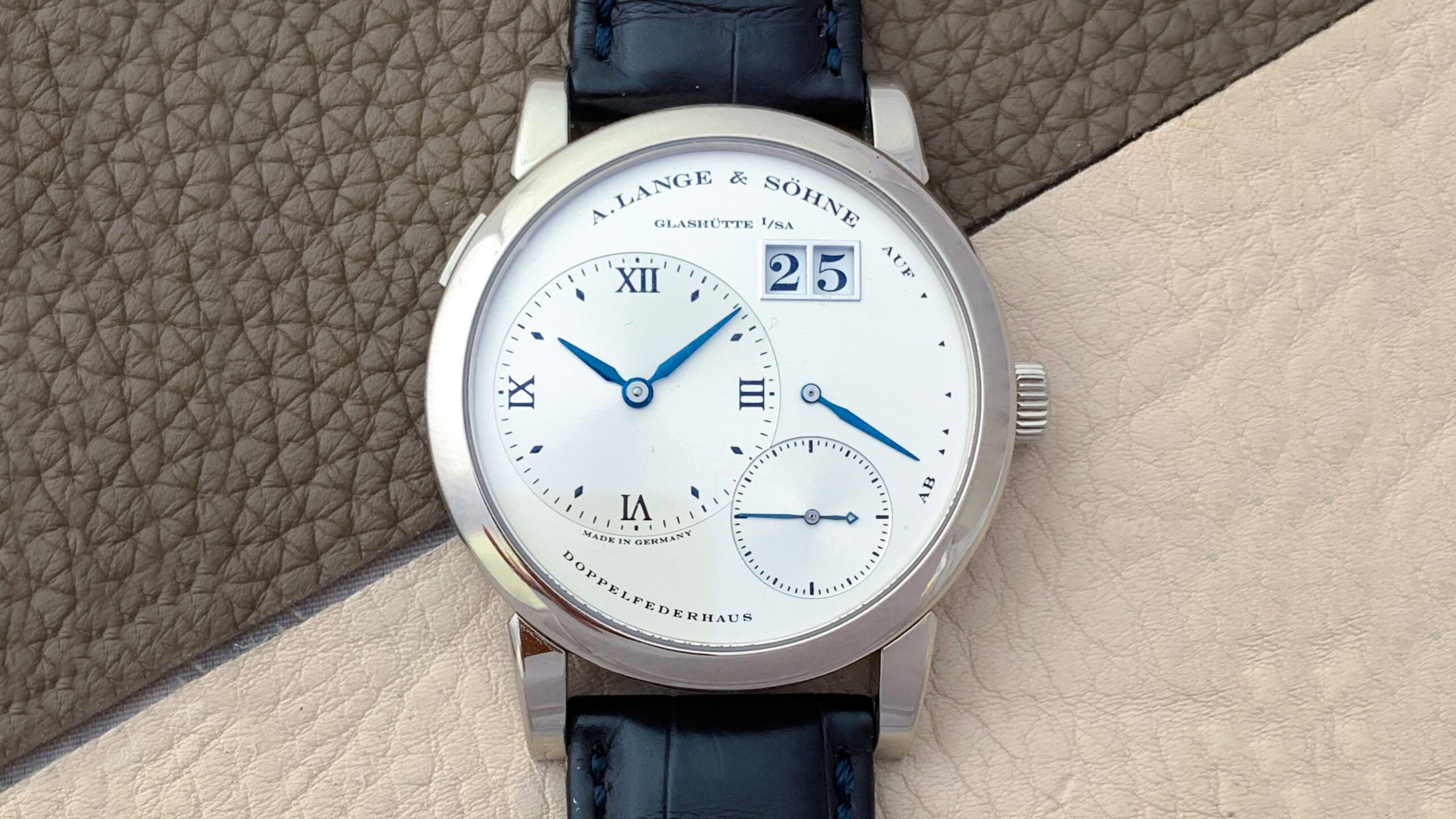 A. Lange & Söhne Lange 1 Time Zone Guide - LANGEPEDIA