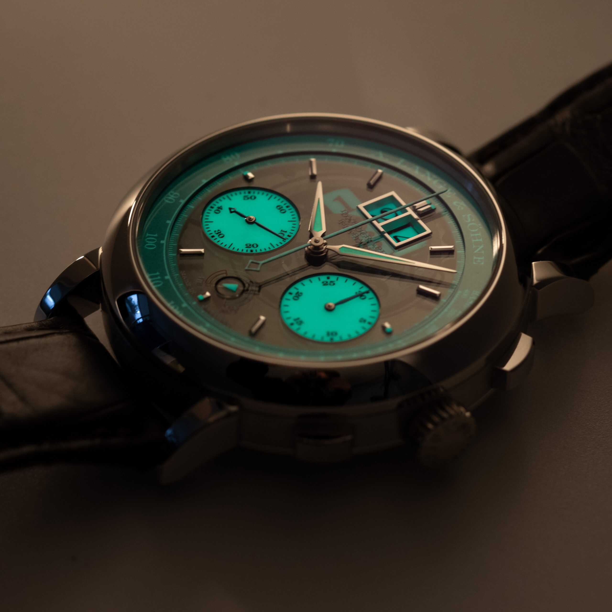 A. Lange & Söhne Datograph Lumen 405.034 Review - LANGEPEDIA