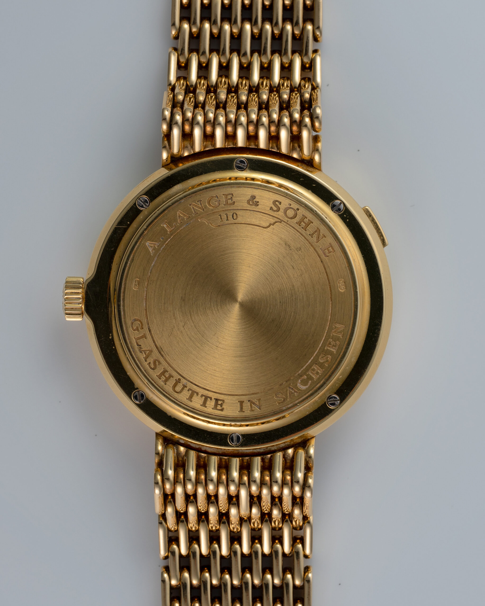 Lange 1 Wellendorff 151.001 on the bracelet